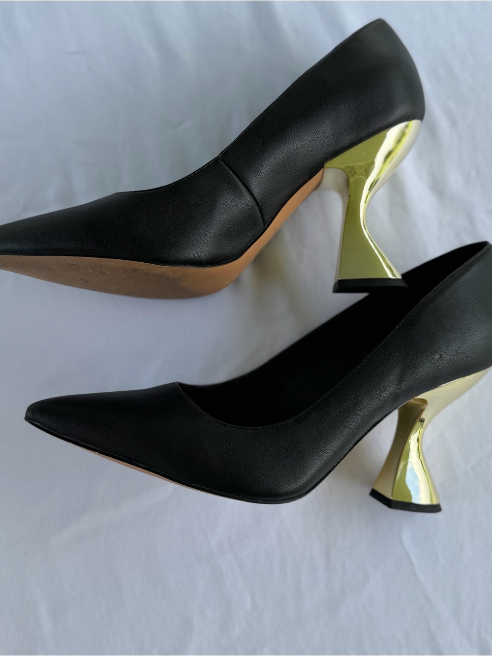 Katy Perry The Laterr Black Leather Pointed Toe Pumps Gold Sculptural Heel